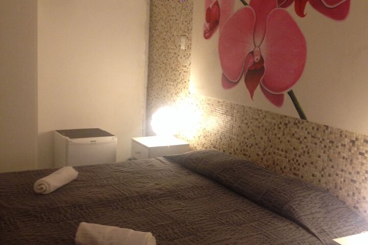 Room 16 of 62