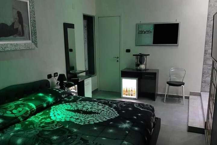 Room 4 of 45