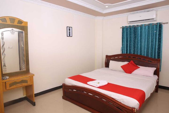 Room 10 of 15