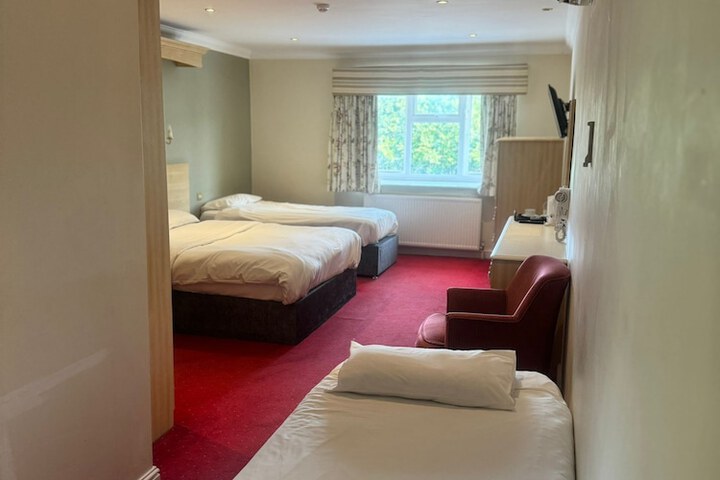 Room 21 of 68
