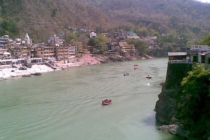 The Lodge Gayatri Kunj