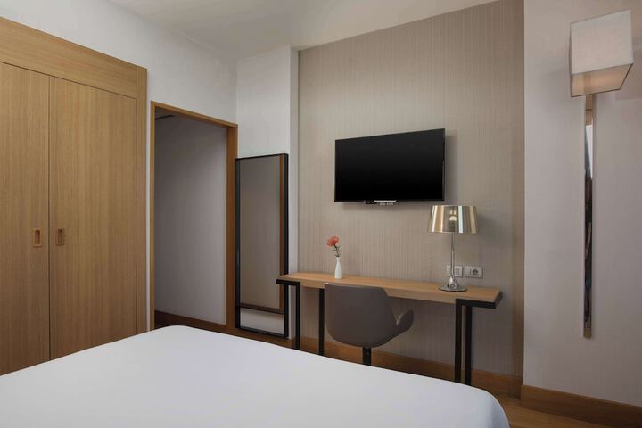 Room 13 of 58