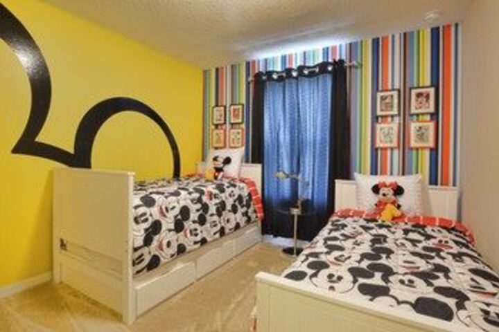 Room 7 of 26