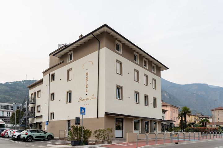 Hotel Shangri-La