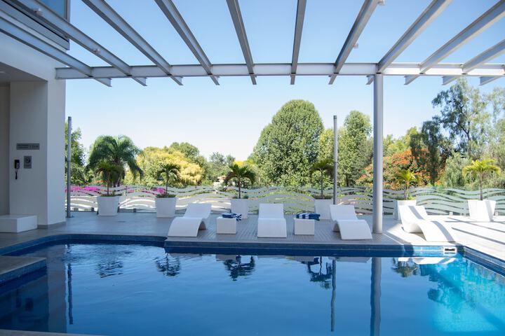 Pool 17 of 50
