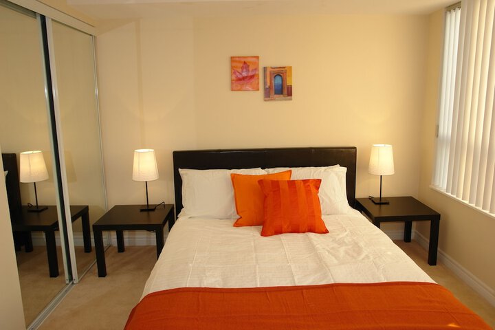 Room 2 of 42