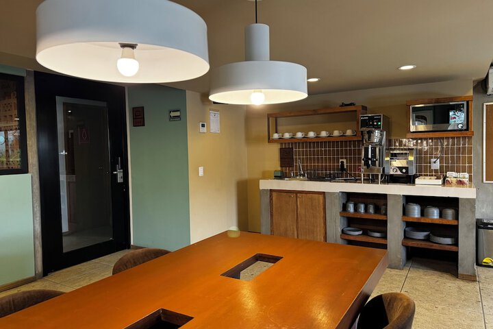 Business Center 33 of 40