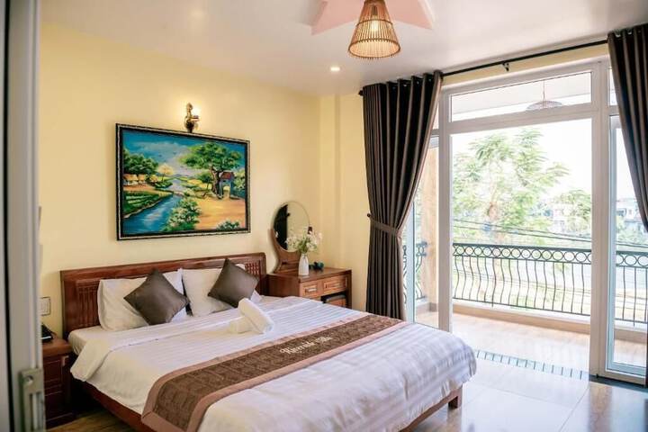 Room 3 of 19