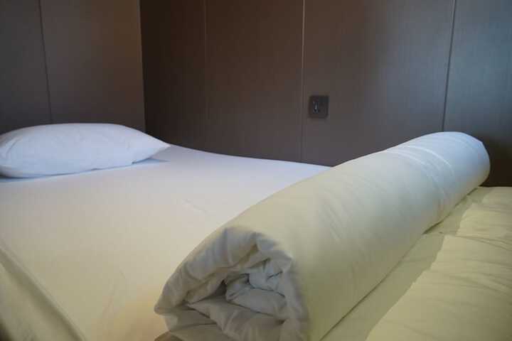 Room 9 of 71