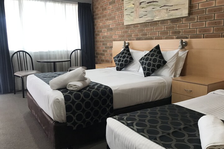 Room 100 of 152