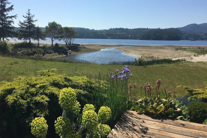 Property Grounds 53 of 60