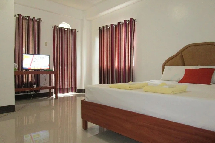 Room 2 of 20