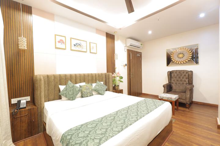 Room 34 of 140