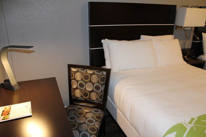 Room 13 of 22