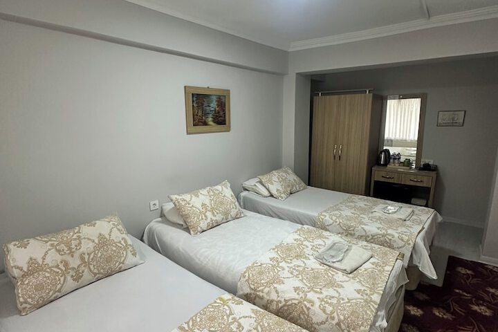 Room 9 of 41