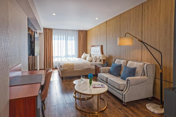 Room 2 of 19
