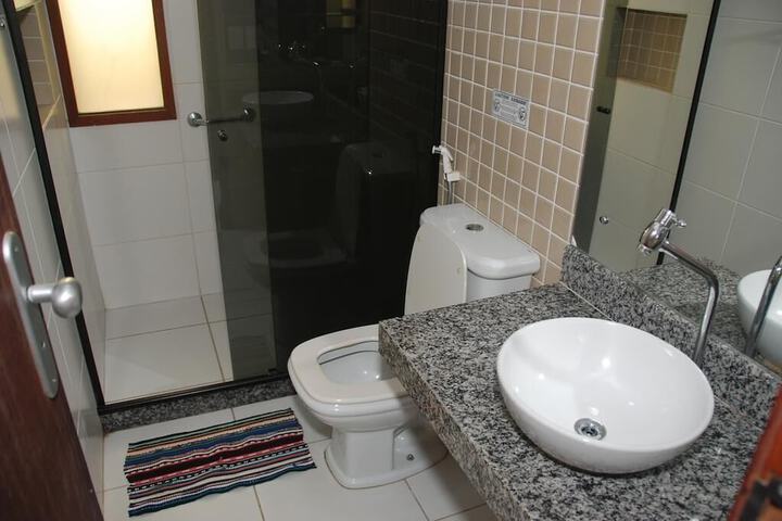 Room 9 of 24