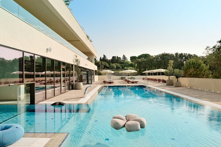 Pool 68 of 133