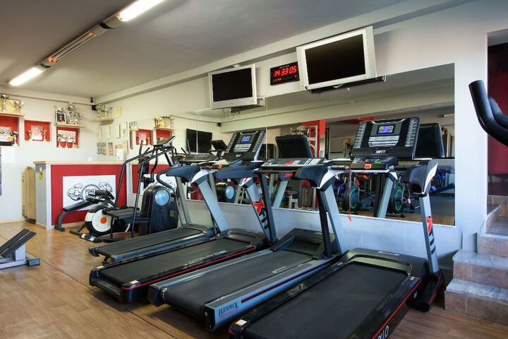 Health and Fitness 54 of 61