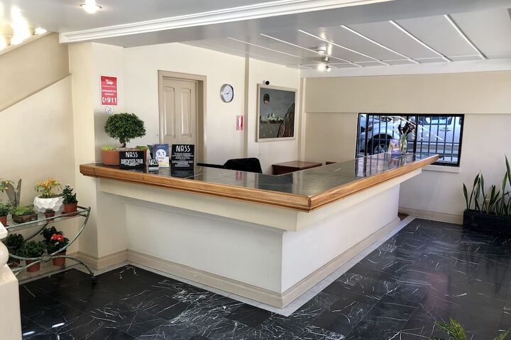 Entrance & Lobby