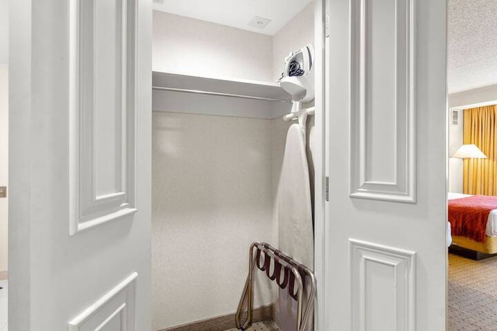Room 20 of 80