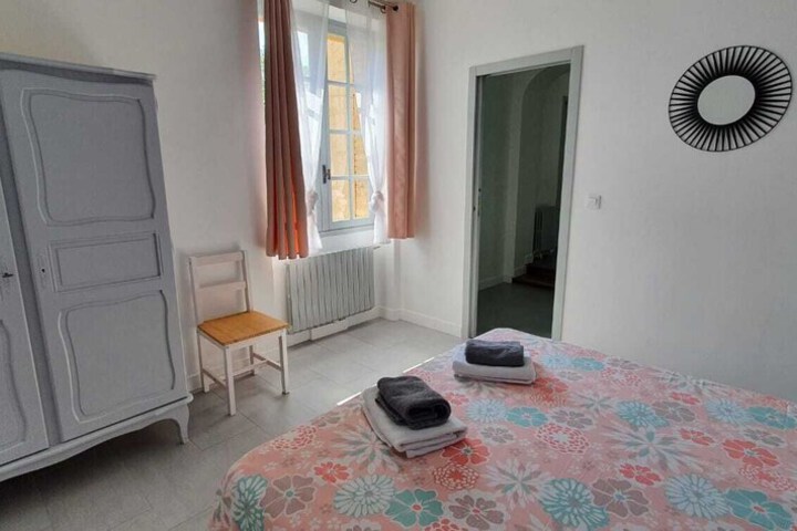 Room 6 of 41