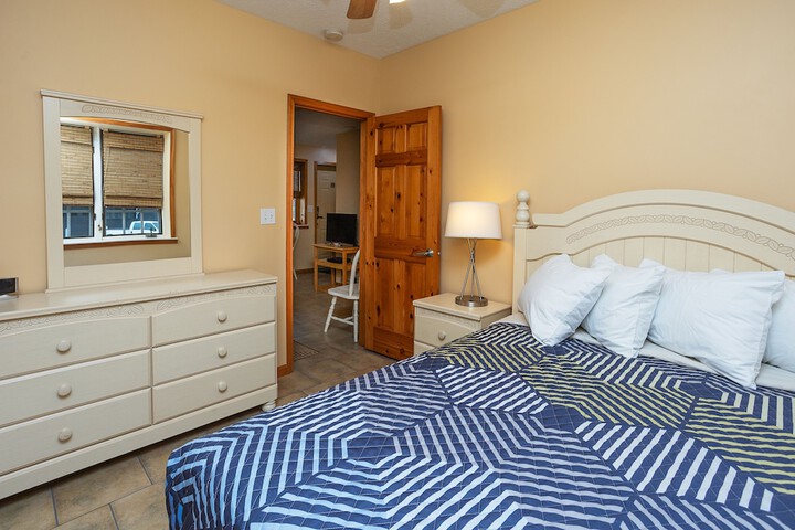 Room 10 of 130