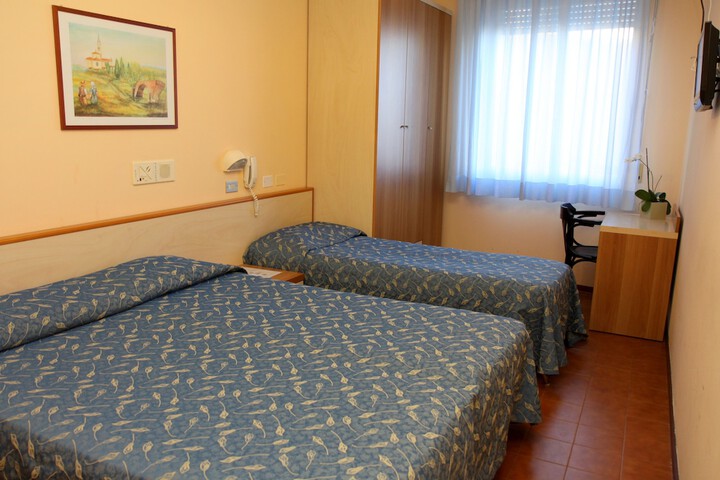 Room 19 of 60