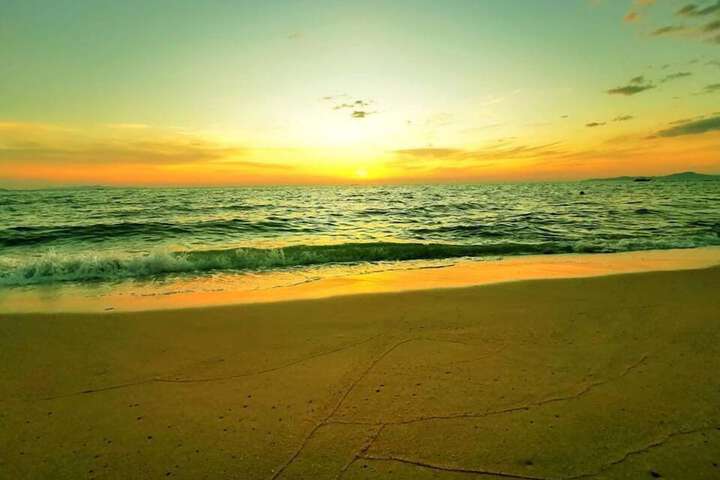 Beach 58 of 68