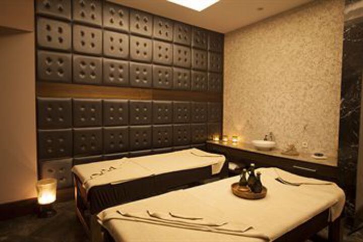 Room 52 of 54