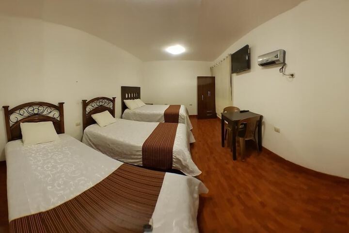 Room 14 of 36