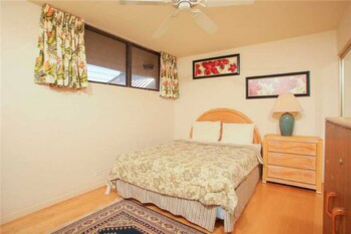 Room 70 of 73