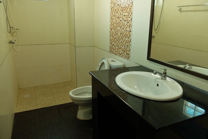 Room 18 of 24