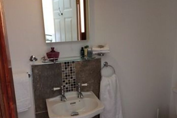 Room 3 of 17