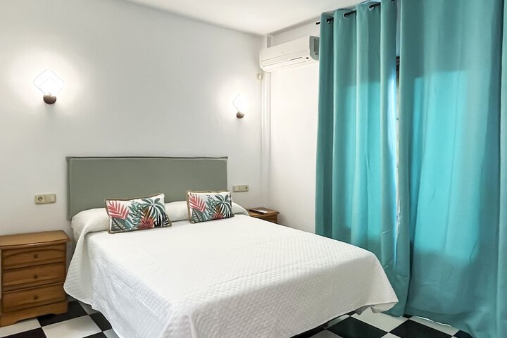 Room 13 of 48