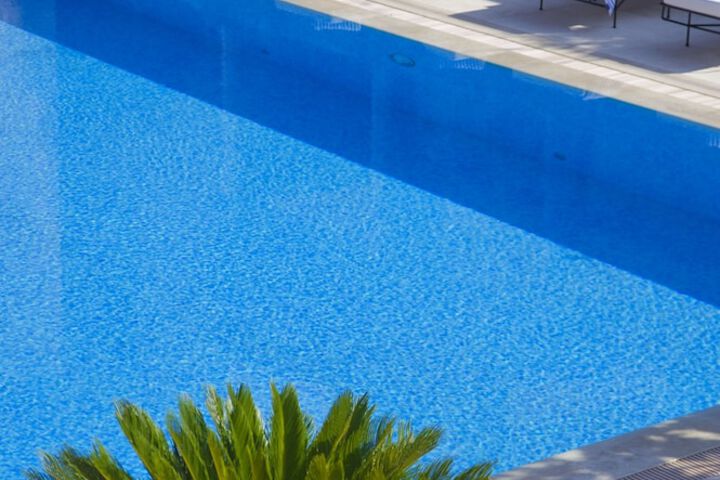 Pool 132 of 219