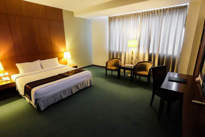 Room 11 of 67
