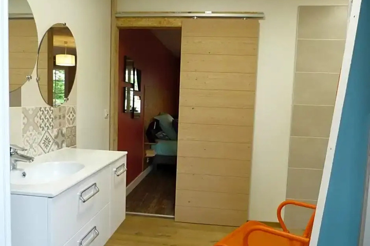 Room 3 of 14