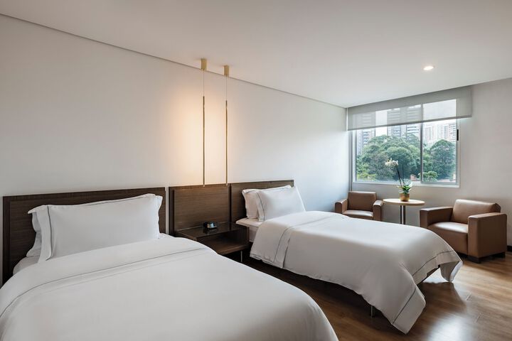 Room 18 of 75