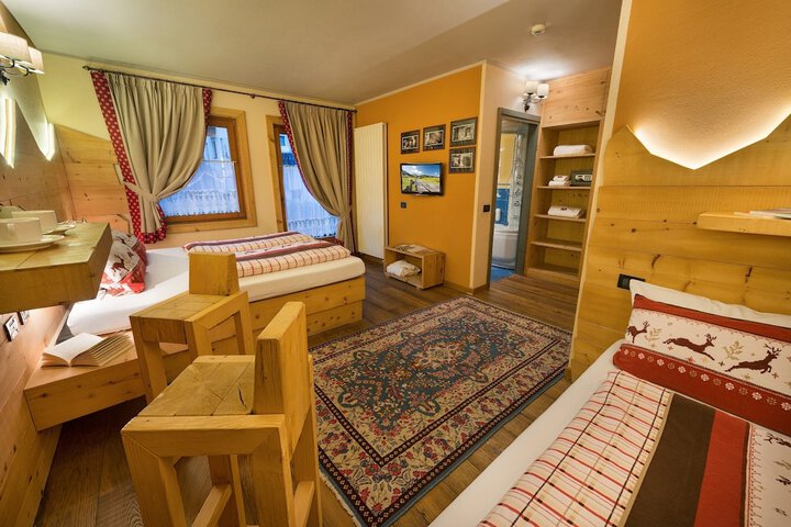 Room 10 of 56