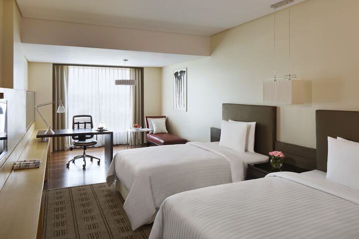 Room 5 of 63