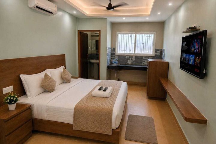 Room 6 of 16