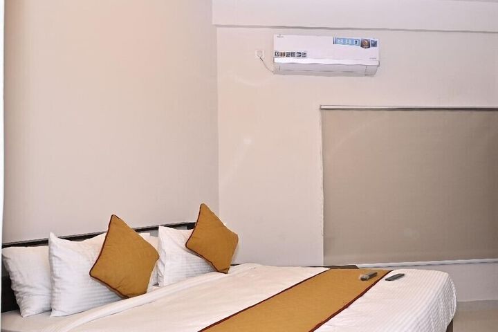 Room 3 of 19