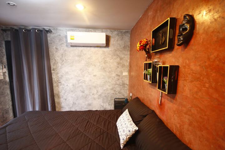 Room 10 of 122