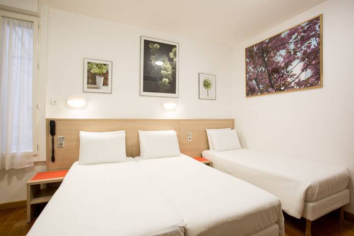 Room 13 of 43