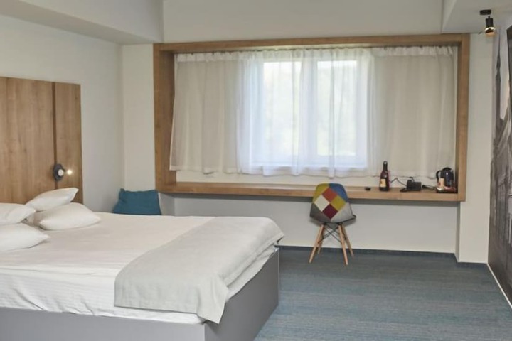 Room 14 of 50