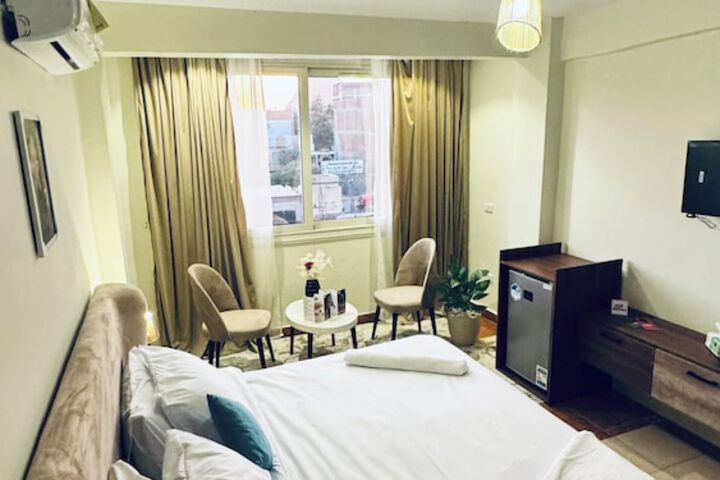 Room 29 of 53