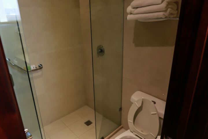 Clean Restrooms
