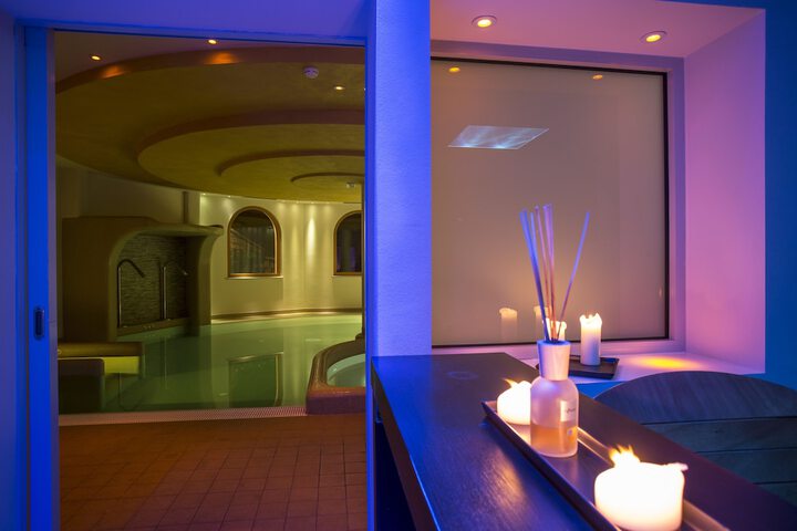 Spa 34 of 52