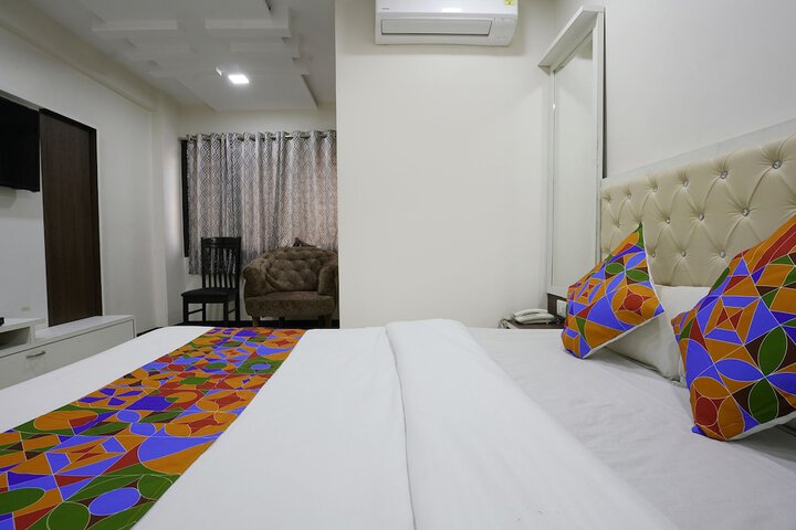 Room 19 of 35
